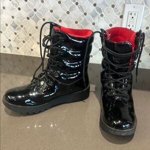 Stylish Black and Red Women's Boots